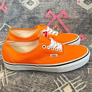Vans Authentic Bright Orange Skate Sneaker Men's size 10 Women's size 11.5 New